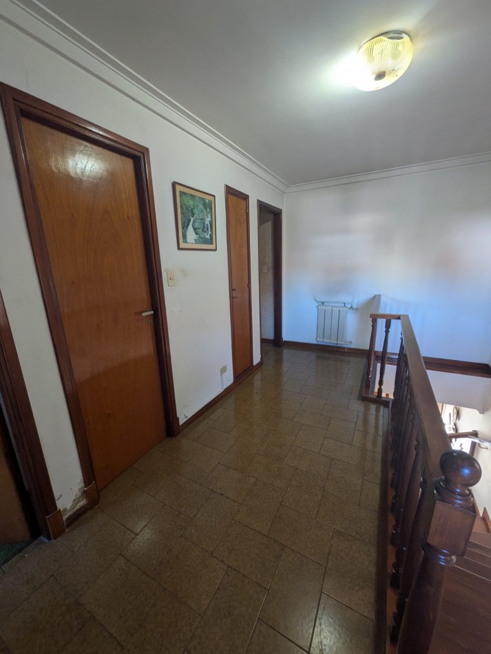 **GRAN CHALET EN VENTA EN SAN CARLOS**
