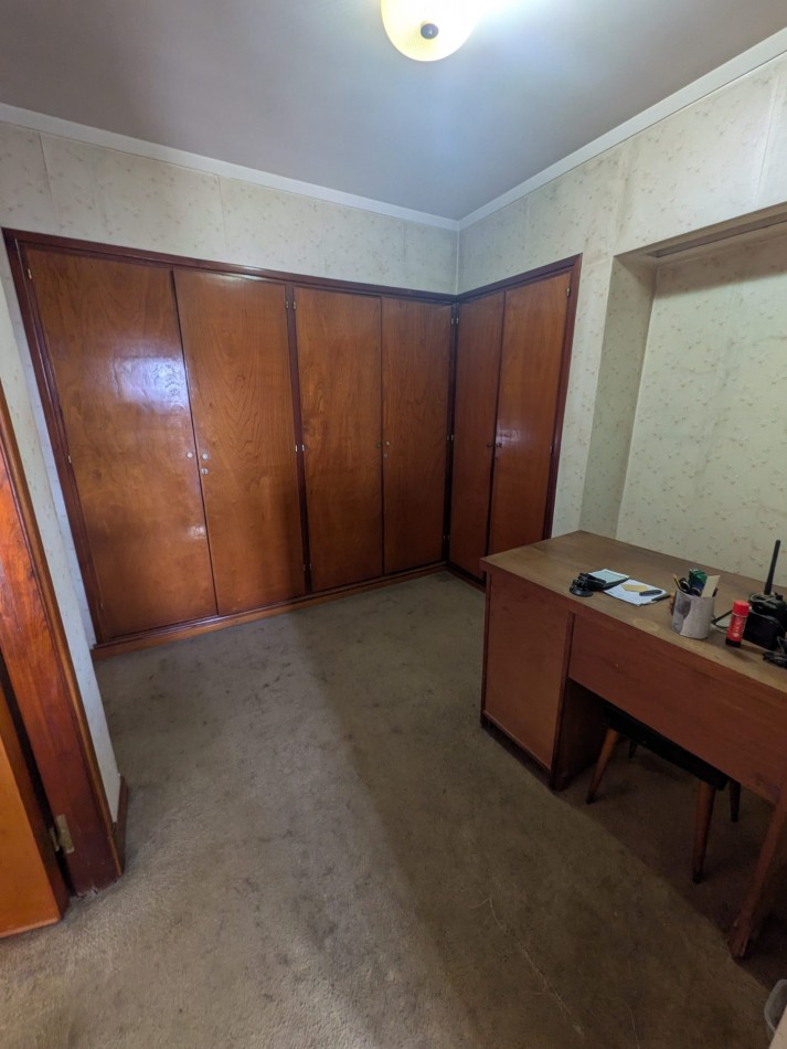 **GRAN CHALET EN VENTA EN SAN CARLOS**