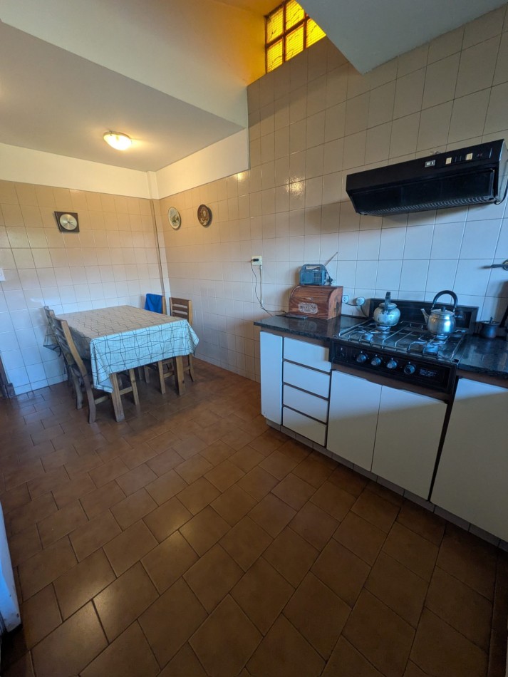**GRAN CHALET EN VENTA EN SAN CARLOS**