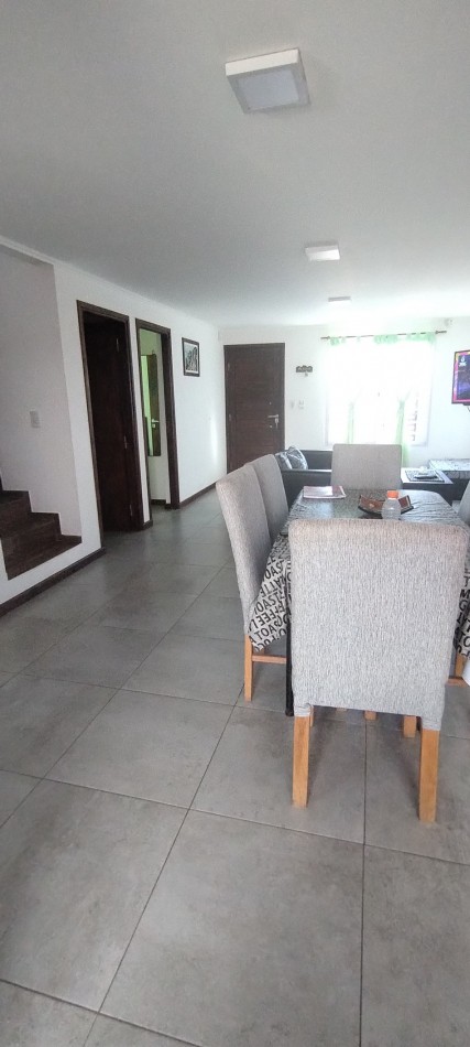 **HERMOSO y COMODO DUPLEX 4 AMBIENTES ¡APTO CREDITO! EN COLINAS DE PERALTA RAMOS**