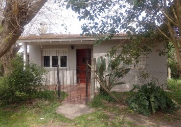 **CASA 3 AMBIENTES EN SAN JACINTO** 