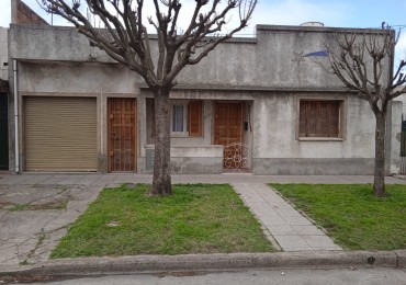 **CASA + DEPARTAMENTO ¡APTO CREDITO! EN BARRIO CORORONEL DORREDO**