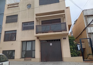 **DEPARTAMENTO 3 AMBIENTES CON COCHERA EN PUNTA MOGOTES, A METROS DE LA COSTA**